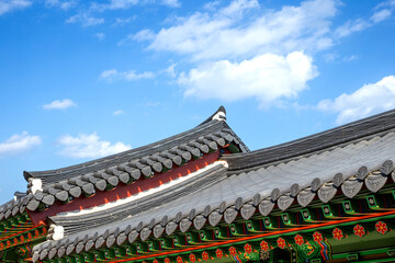 &nbsp;The roof of the Jinju Pavilion at Samcheok Jukseoru