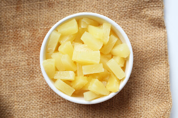 Sweet pineapple chunks in light syrup