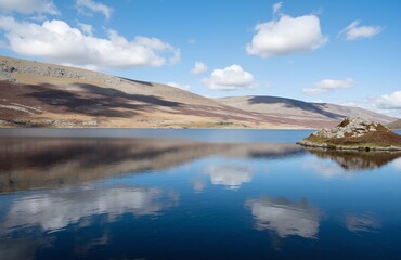 Fototapeta premium lake in the mountains