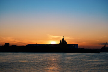 Naklejka premium Sunset Silhouette of Alexander Nevsky Cathedral in Nizhny Novgorod