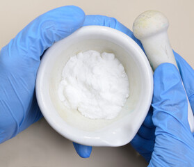 Inulin powder. Group of naturally occurring polysaccharides produced by many types of plant