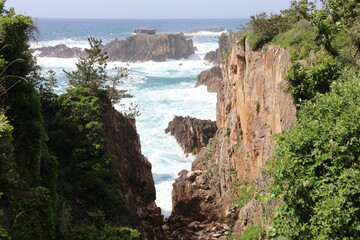 春の佐渡島。春の佐渡島。尖閣湾。尖閣湾遊歩道からの眺め。	
