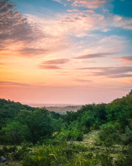 The sun is settine beautifully making awesome sciene