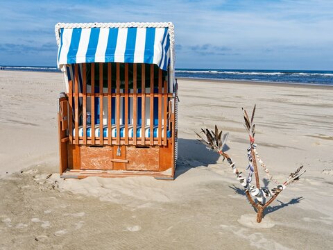 Strandkorb am Strand von Spiekeroog
