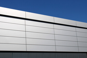 Bâtiment en bardage - Lame à recouvrement, pose horizontale