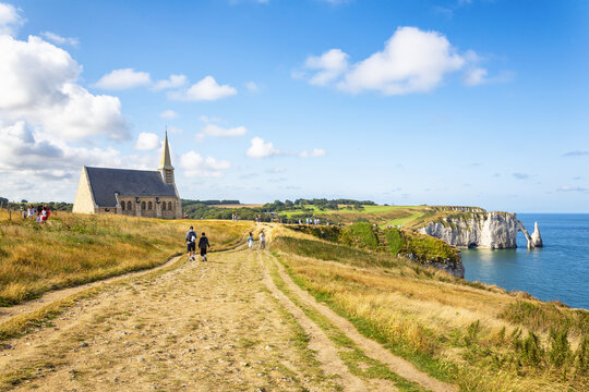 Hiking Trail to Notre-Dame de la Garde Chapel and Aval Cliff at Etretat