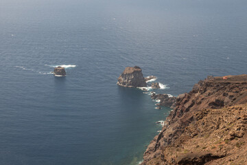 Vista del Roque de Salmor desde el Mirador de La Pe&ntilde;a