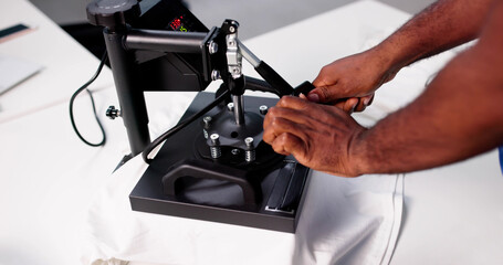 The Expert T-Shirt Printer