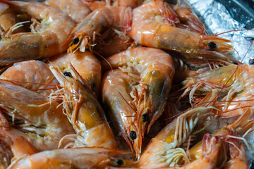 roasted prawns on the pot