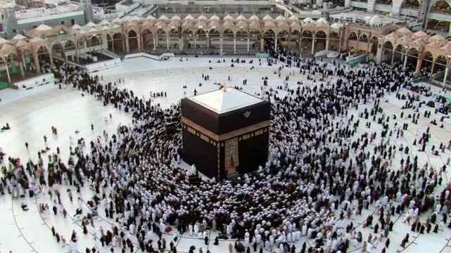 Mecca and Kaaba HD video. Pilgrimage in Mecca footage