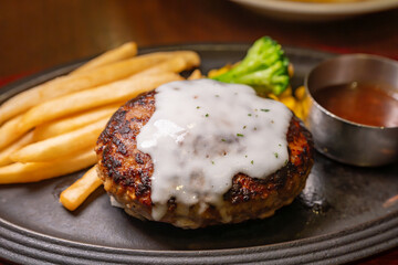 ハンバーグ