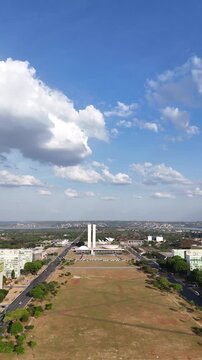 Dia de sol em Bras&iacute;lia, Distrito Federal, Brasil