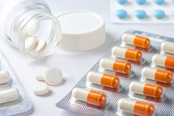 錠剤とカプセル