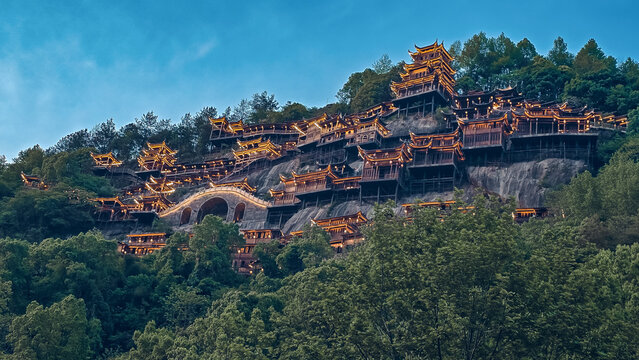 Wangxian Valley, a village with a history of more than a thousand years, is located in Shangrao City, Jiangxi Province.It is an AAAA-class tourist attraction in China.