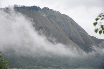 Obraz premium hill in the fog