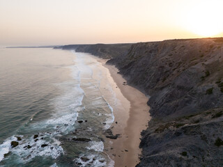 C&ocirc;tes portugaises vues de drone