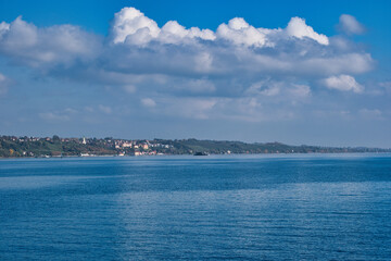 Bodensee, Schönwetter im Herbst bei Meersburg