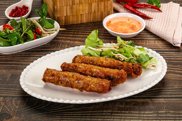 Fried Vietnamese spring roll with special sauce