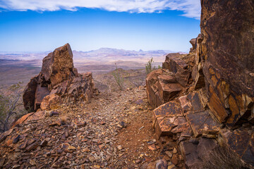 Obraz premium hiking in the beautiful nature of big bend national park in texas in the usa