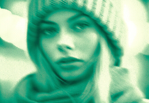 Green Halftone Print Texture Photo Effect