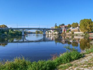 Obraz premium Ville de Saint-Just-Saint-Rambert sur la Loire en France