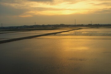 鹿島臨海鉄道からの車窓風景　夕暮れの田園地帯