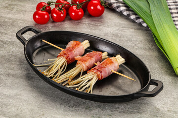 Grilled enoki mushroom with bacon