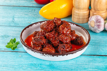 Minced meef meatball with tomato sauce