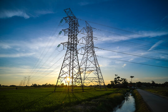 Electricity transmission pylon, high voltage power lines tower