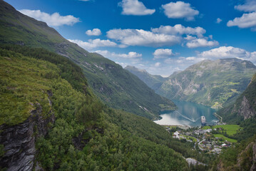 Aussicht in den Geiranger Fjord Norwegen
