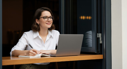 Remote work policy guide for HR portals and employee handbook updates, used in intranet headers and hybrid schedule announcements, training slides or recruitment blog articles