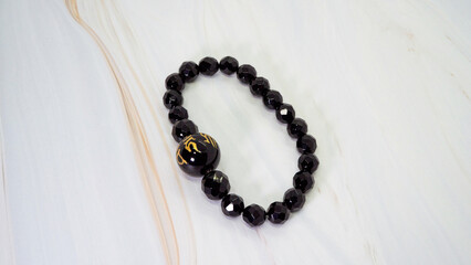 オニキス梵字入りブレスレット ― 守護と魔除けの天然石 ―