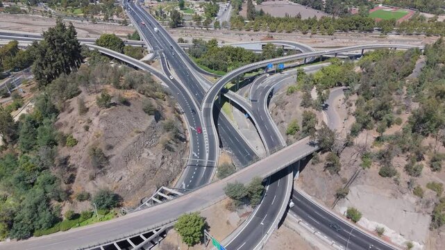 Cruce de autopistas Santiago Oriente, Chile, Vista a&eacute;rea con Dron 2