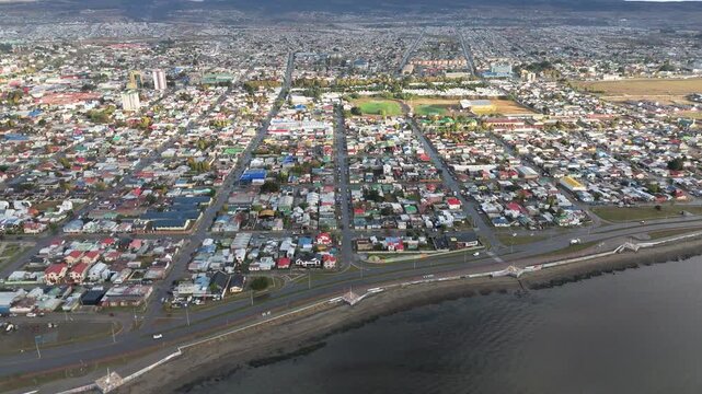 Punta arenas al amanecer desde Dron