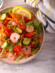 salad with shrimps and mixed vegetables