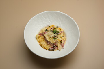 This is a delicious pasta dish that features a creamy