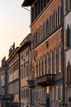 Building facades along Lungarno Corsini at sunset, Florence, Tuscany, Italy
