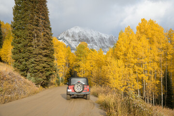Autumn Drive to Gothic Mountain