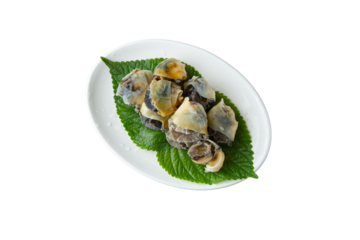 Sashimi with perilla leaves in png file png 파일의 깻잎을 깐 소라회