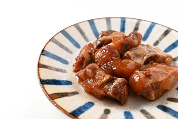 豚軟骨ソーキの煮付け（沖縄料理）