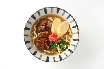 沖縄そば（軟骨ソーキ）