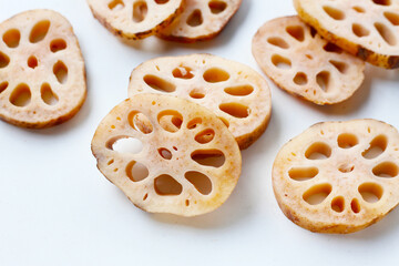 Fresh lotus root slices, crisp and nutritious.