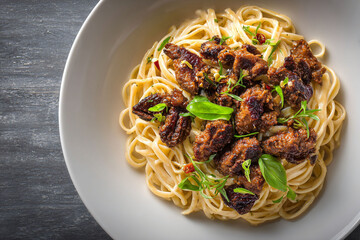 Linguine with Meat and Basil