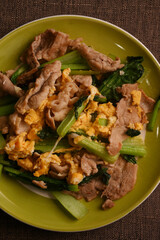 豚肉と小松菜の中華風卵炒め
