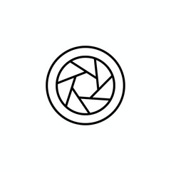 Vector outline of camera lens and aperture icon
