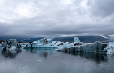 Icebergs from the Breiðamerkurjökull Glacier floating in the Jökulsárlón Glacier Lagoon in Iceland