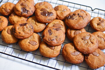 chocolate chip cookies
