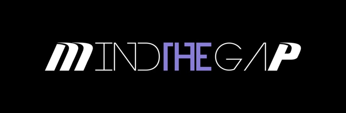 Testo MIND THE GAP con sfondo colorato