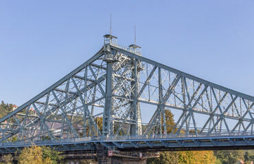 Das Blaue Wunder, offiziell als Loschwitzer Brücke bezeichnet in Dresden, Deutschland