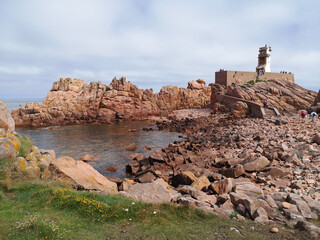 Le Phare du Paon sur l'Ile de Br&eacute;hat - Bretagne